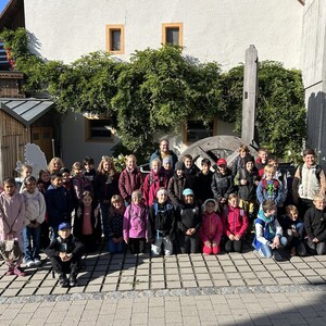 Wappenkunde und Museumsbesuch der 4. Klassen